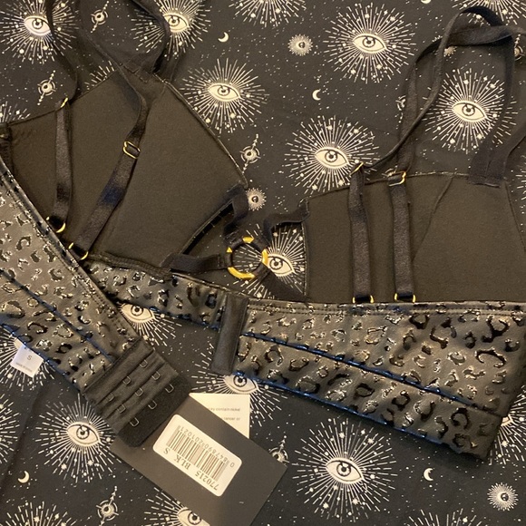 Forplay Cheetah Set - Picture 7 of 11